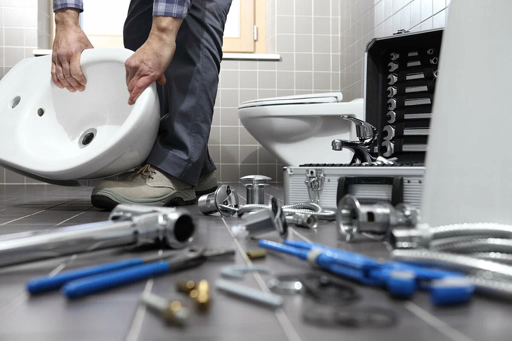 Plumbing tools prepared for a bathroom repair in San Jacinto